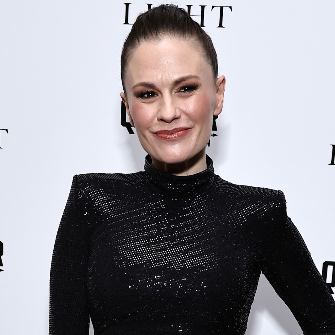 Why Anna Paquin Is Walking the Red Carpet With a Cane